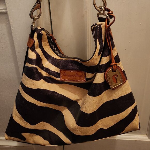 Dooney and Bourke Tote - Picture 1 of 5